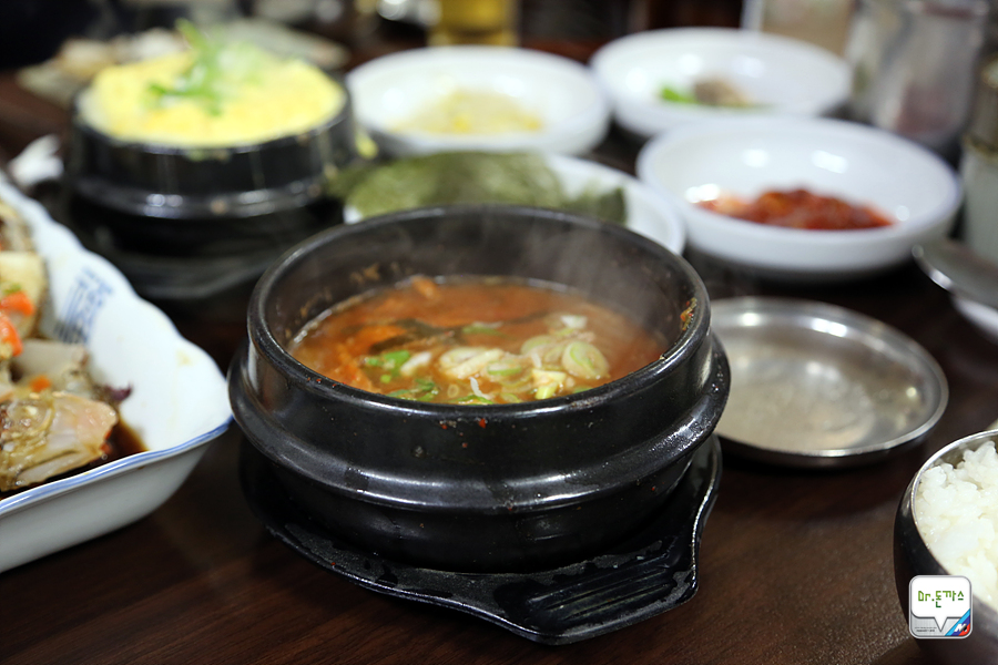 [커밍순] C63 amg 시승기 + C63 amg 쿠페 in 벤츠 PDI (마포맛집 진미식당 + 간장게장) 관련 이미지 19