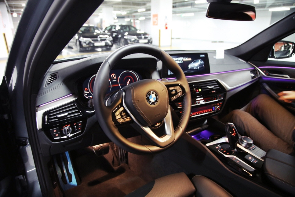BMW 5시리즈 풀체인지 런칭& 시승기 관련 이미지 20