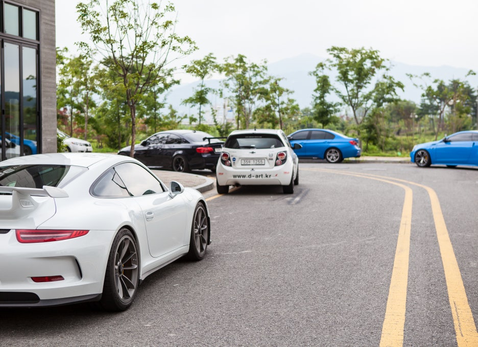 코어근육 운동 유발차 포르쉐 911 GT3 + 허먼밀러 에어론 체어 구매 관련 이미지 4