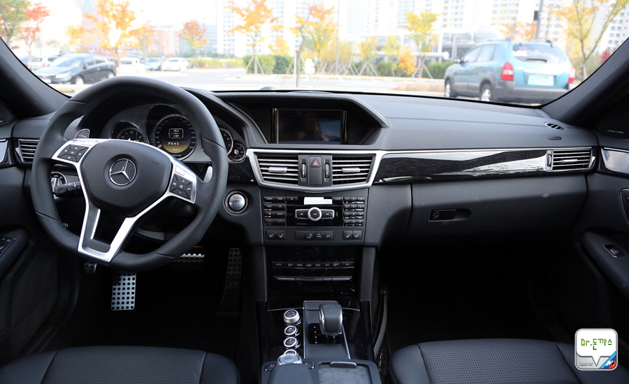 [시승기] 벤츠 e63AMG! 메르세데스 전통을 그대로 계승한 무서운 세단! + e클래스 페이스리프트 + 삼다연(논현동맛집,제주도흑돼지전문점) 관련 이미지 42