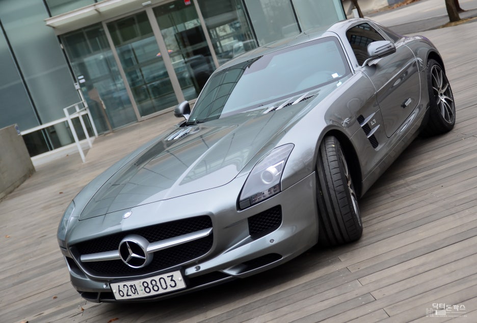 조금 특별한 벤츠 SLS 63 AMG 시승기. 관련 이미지 3