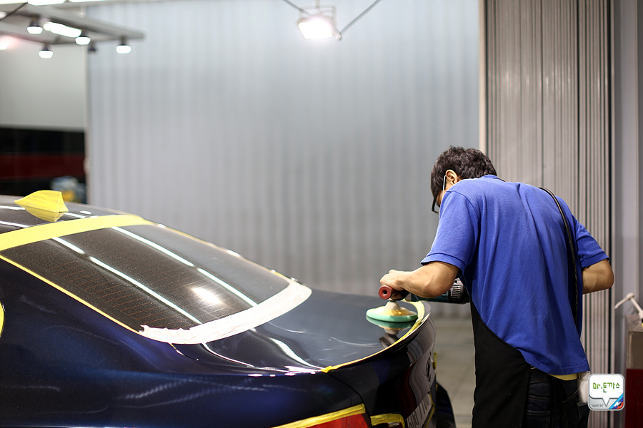 BMW F10 535d 치료하기! 광택작업 후기! (베스트샤인 오토팩토리 + 차량 흠집 제거+주차장테러 범인검거!+ 동판교까페+오시정) 관련 이미지 48