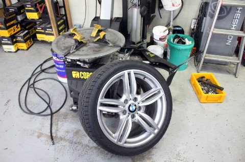 BMW f10 535d 타이어 바꾸다! 금호타이어 ECSTA LE Sport (엘이스포츠+225-40-19 // 275-35-19) 관련 이미지 9