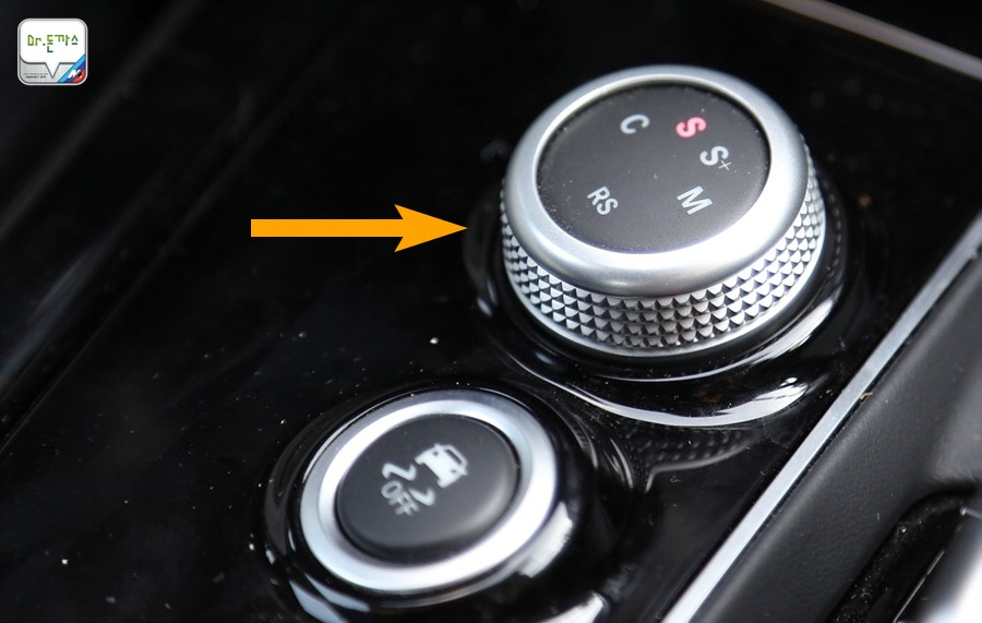 [시승기] 벤츠 e63AMG! 메르세데스 전통을 그대로 계승한 무서운 세단! + e클래스 페이스리프트 + 삼다연(논현동맛집,제주도흑돼지전문점) 관련 이미지 60