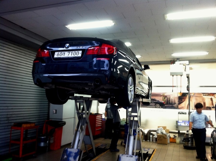 BMW f10 535d 엔진오일 첫번째 BSI+BMW 분당 코오롱 서비스 센터 방문기+640i 컨버터블 구경기+캐스트롤 엔진오일(Castrol EDGE Professional BMW LL04 0W-30)+리퀴몰리 첨가제 세라텍 관련 이미지 35