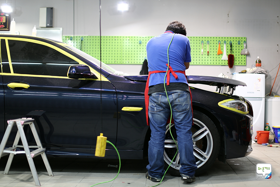 BMW F10 535d 치료하기! 광택작업 후기! (베스트샤인 오토팩토리 + 차량 흠집 제거+주차장테러 범인검거!+ 동판교까페+오시정) 관련 이미지 59