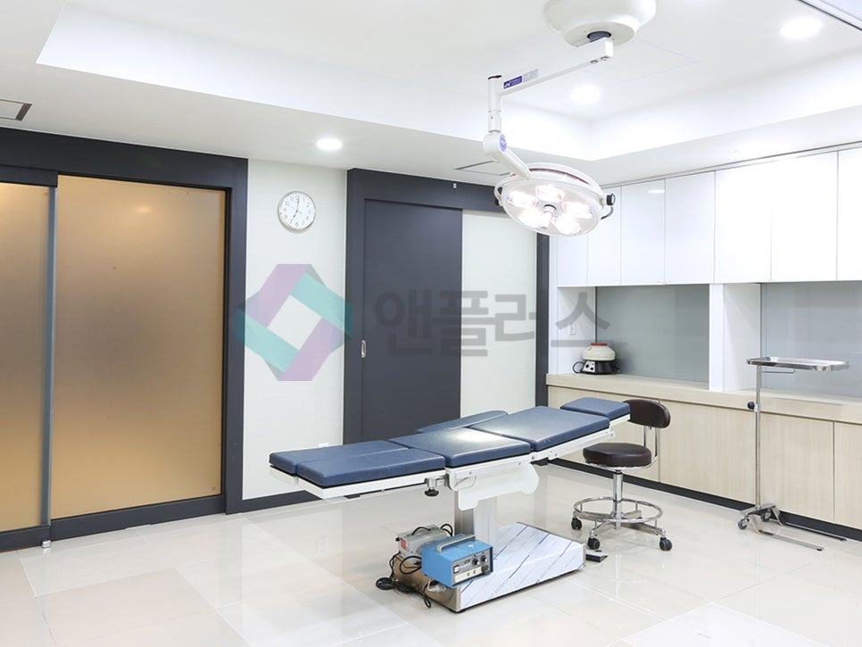 Apgujeong Nose Surgery, Beautiful and Natural image 11