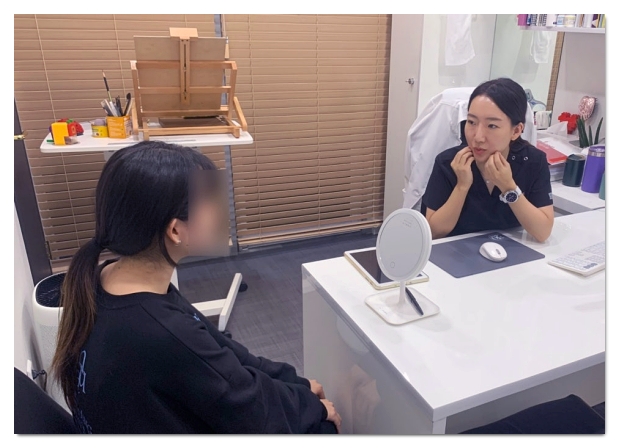 Why Can Improper Juvelook Volume Treatment Cause Bulging Jowls in Hongdae? image 6