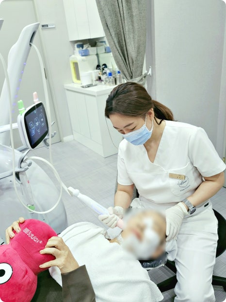 홍대피부관리 떨어지는 피부 탄력 확실하게 리프팅 하는 비결 (근처10분거리) 관련 이미지 8