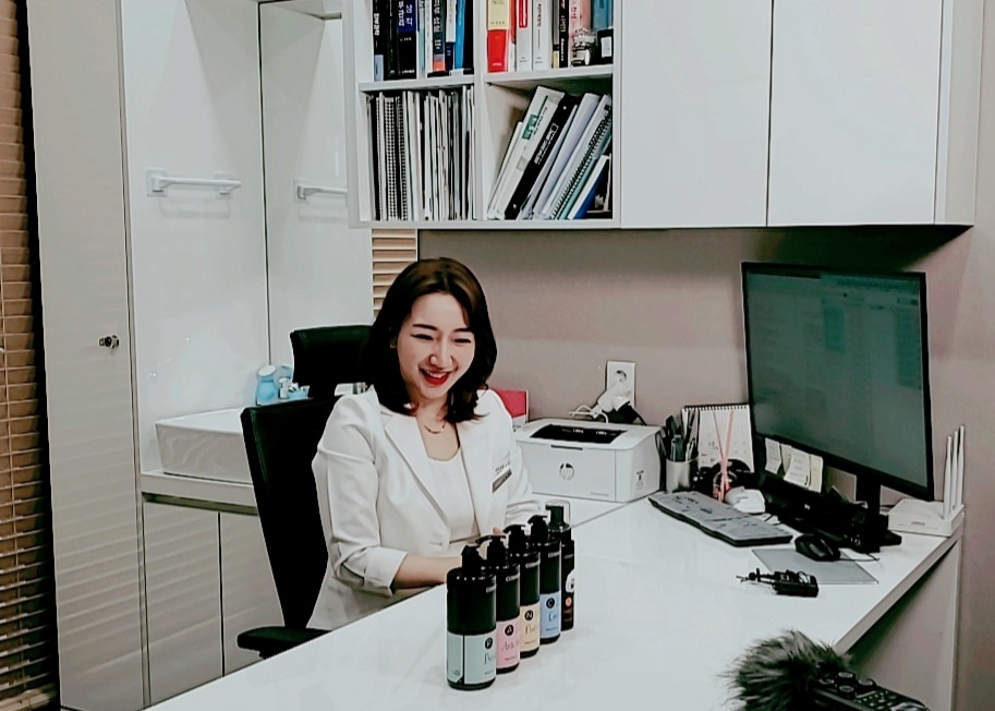 합정역피부관리 차이의원 조원진 원장님의 코스모먼트 광고 촬영! 관련 이미지 1