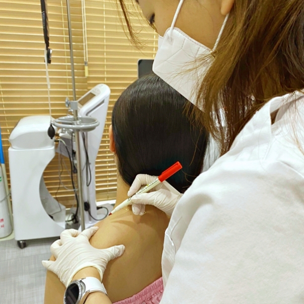 Why You Should Get Hongdae Trapezius Botox at a Place with Extensive Experience image 5