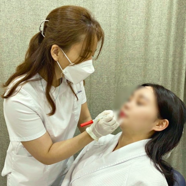 Hongdae Lip Filler: A Complete Guide to Pain, Swelling, and Design Before and After image 4