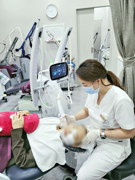 합정 슈링크 유니버스 울트라 부스터로 피부 처짐 개선! 관련 이미지 17