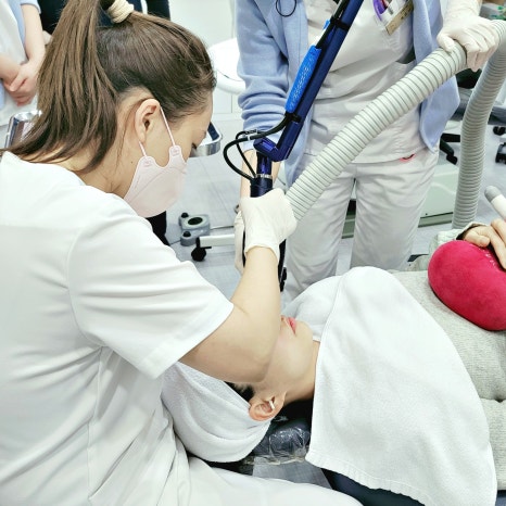 이대역피부관리, 지저분한 잡티 고민 색소레이저로 해결하세요(근처10분거리) 관련 이미지 5
