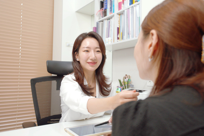Hongdae Thread Lifting: A Youthful Appearance Is... image 5