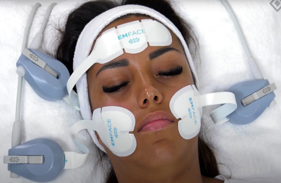 나이 들어 보이는 얼굴, 피부가 아닌 안면근육 변화일 수 있습니다 &ndash; 엠페이스 리프팅의 원리 관련 이미지 2