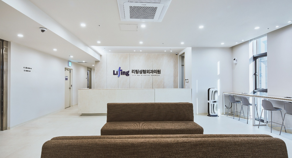 Introduction to Lee Seongjun, Chief Director of Liting Plastic Surgery Seoul Branch, a Doctor Devoted to Lifting image 9