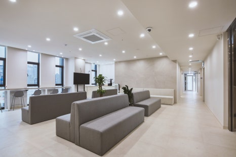 Don’t Just Look Into the Price of Facelift Surgery! image 10