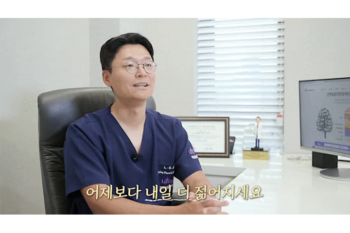 강남역성형외과 스마일거상 볼륨까지 살리는 반거상 리프팅의 핵심은? 관련 이미지 18