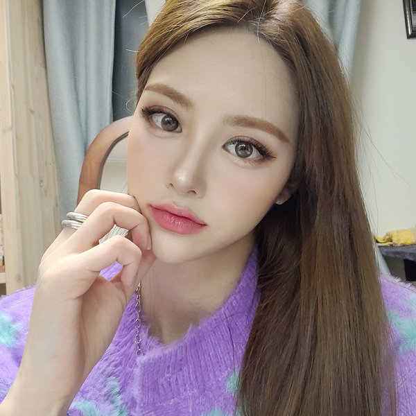 매끄러운 얼굴라인? 풀페이스지방이식으로 해결~! 관련 이미지 1