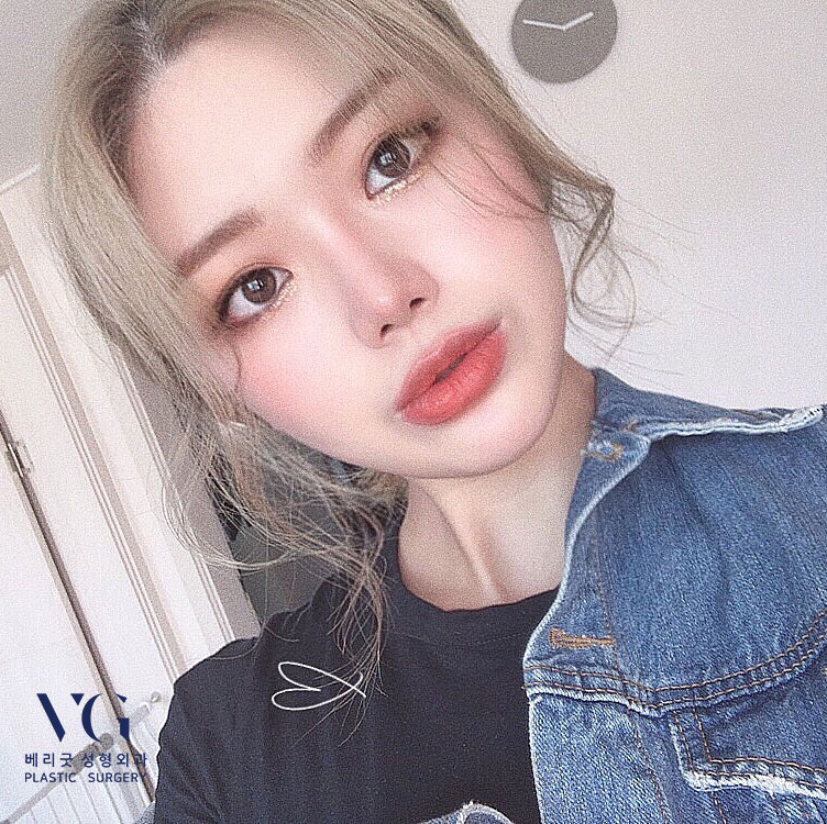 안면비대칭 베리굿성형외과 윤곽3종으로 매끄럽게 관련 이미지 1