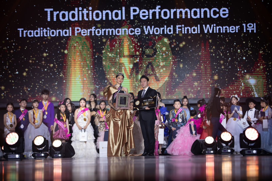 LBMA 2023 글로벌 패션위크 행사 , 베리굿성형외과 대표 임영민 원장님 밀착 취재 관련 이미지 4