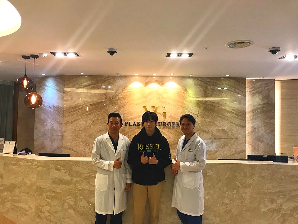 유앤비 대원군께서 베리굿성형외과를 방문하셨습니다 관련 이미지 2