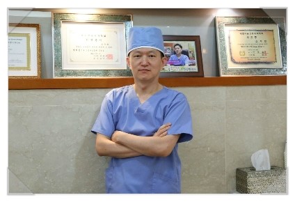 [두한성형외과] - [내 삶의 발자취(성형외과 전문의 신두한)Ⅰ] 관련 이미지 2