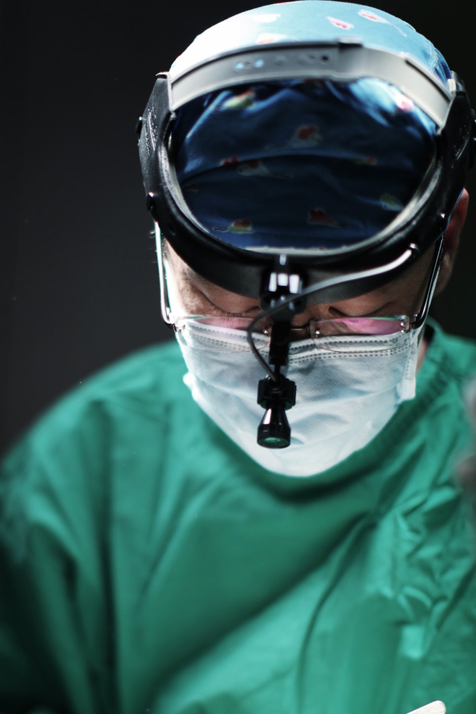 남자코성형 만족도 높이는 기준, 여자코성형과의 관련 이미지 1