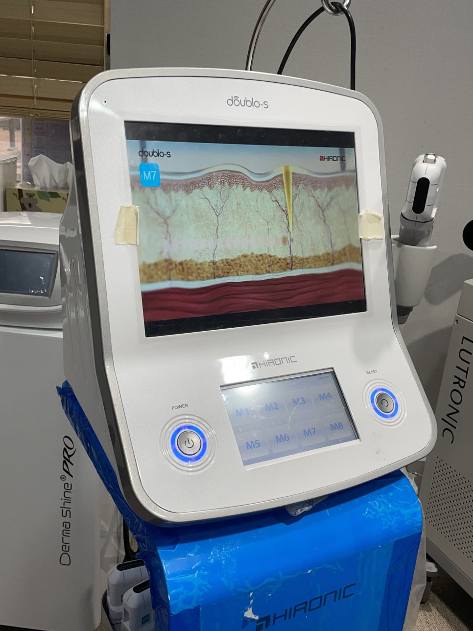 눈밑지방제거 고민하고 있다면 자신의 얼굴에 가장 맞게 관련 이미지 8