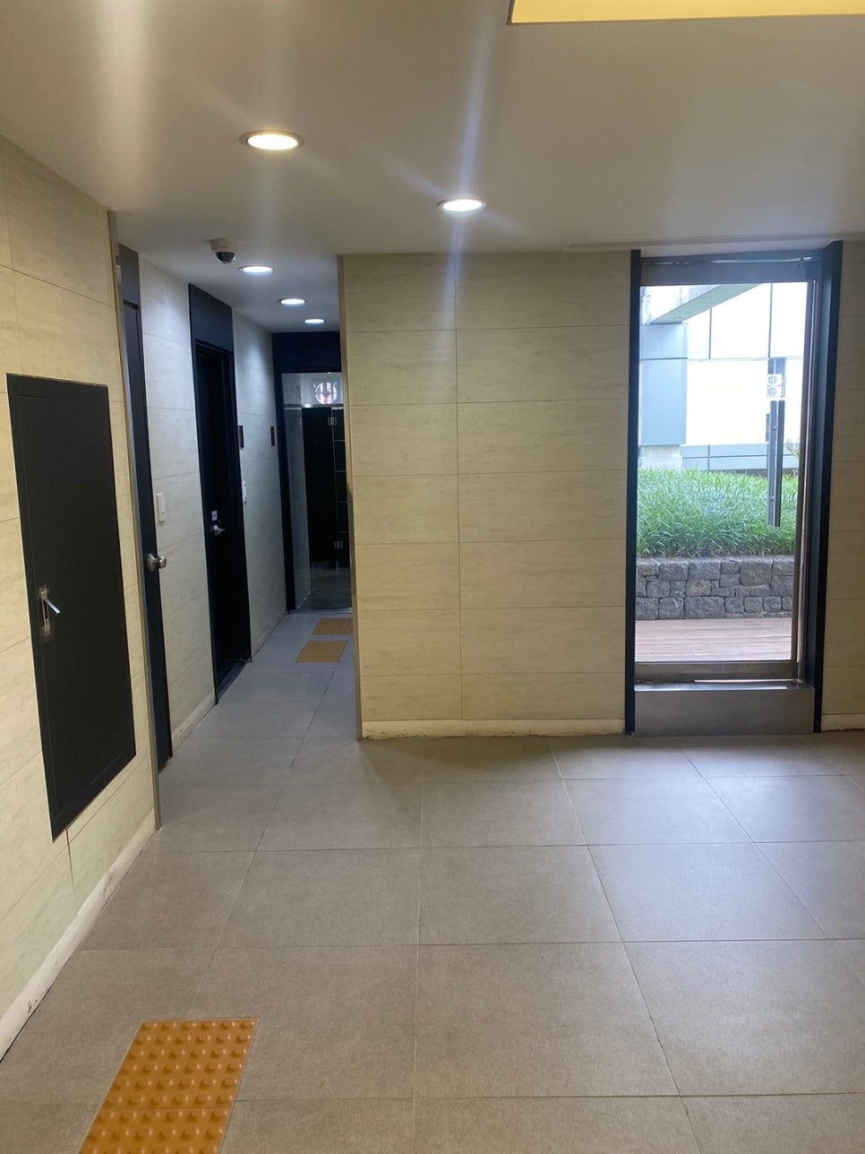 안검하수수술 눈매에 고민이 있다면 관련 이미지 3