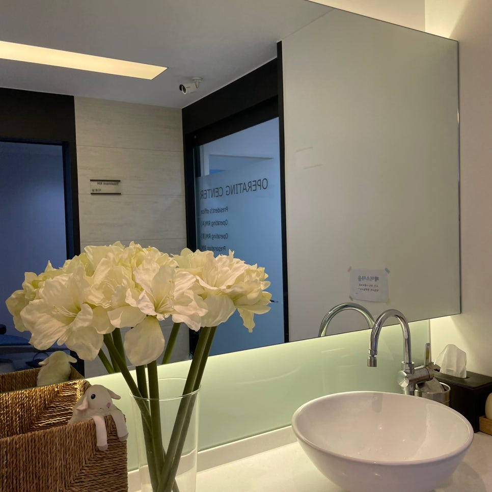 안검하수눈매교정 눈 처짐을 개선하면 관련 이미지 10