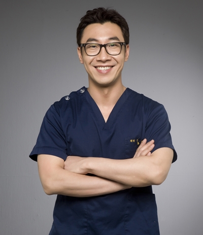 [디바성형외과] 튀어나온 눈밑지방, 하안검 동안 성형 수술로 개선 가능해 관련 이미지 6
