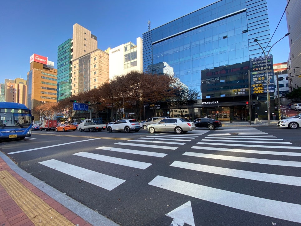 상안검수술 눈꺼풀의 처짐으로 시야를 가린다면 관련 이미지 5