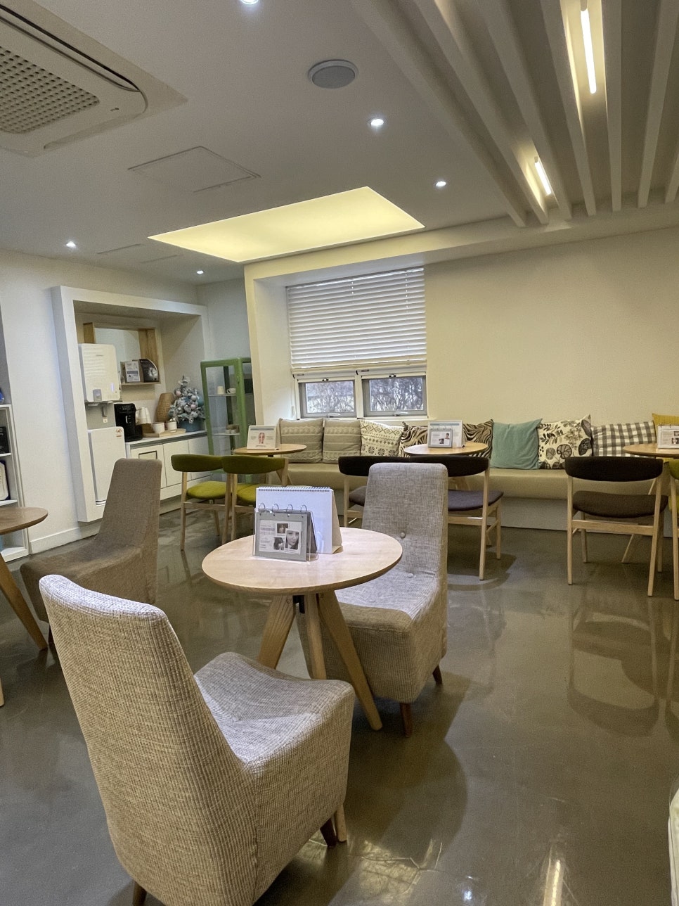 인아웃라인쌍커풀수술 고민 중 이라면 관련 이미지 7