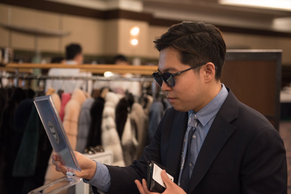 [투디일상] 2017년 미스코리아 해외명품 자선바자회 관련 이미지 16