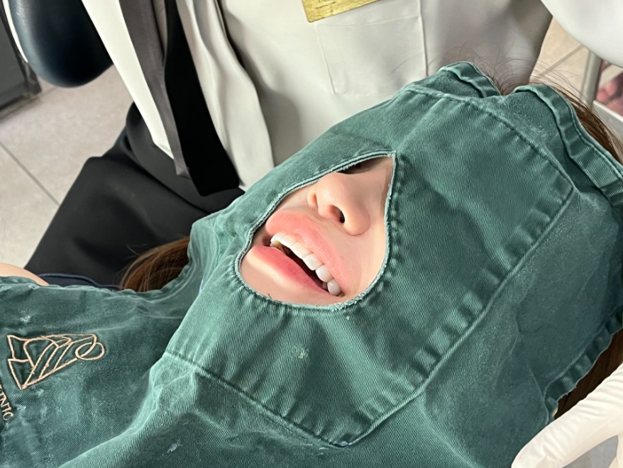 앞니치아마모증 무삭제라미네이트 블랙필름으로 치아고민해결 관련 이미지 6