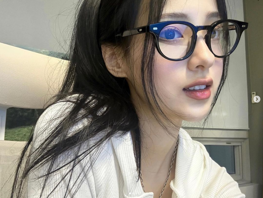 치아블랙필름 무삭제 라미네이트 시술시간, 유지기간, 비용 관련 이미지 1