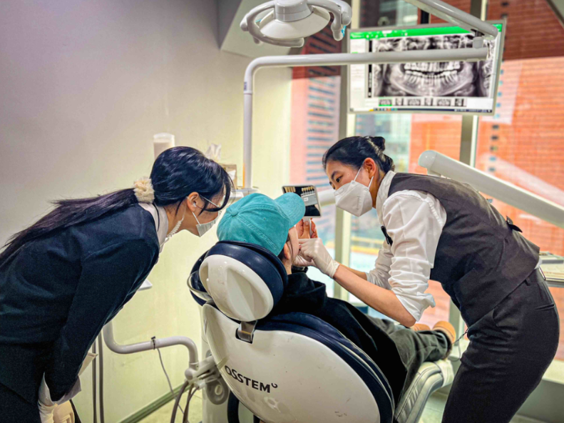 앞니깨짐 라미네이트로 자연스럽게! 관련 이미지 14