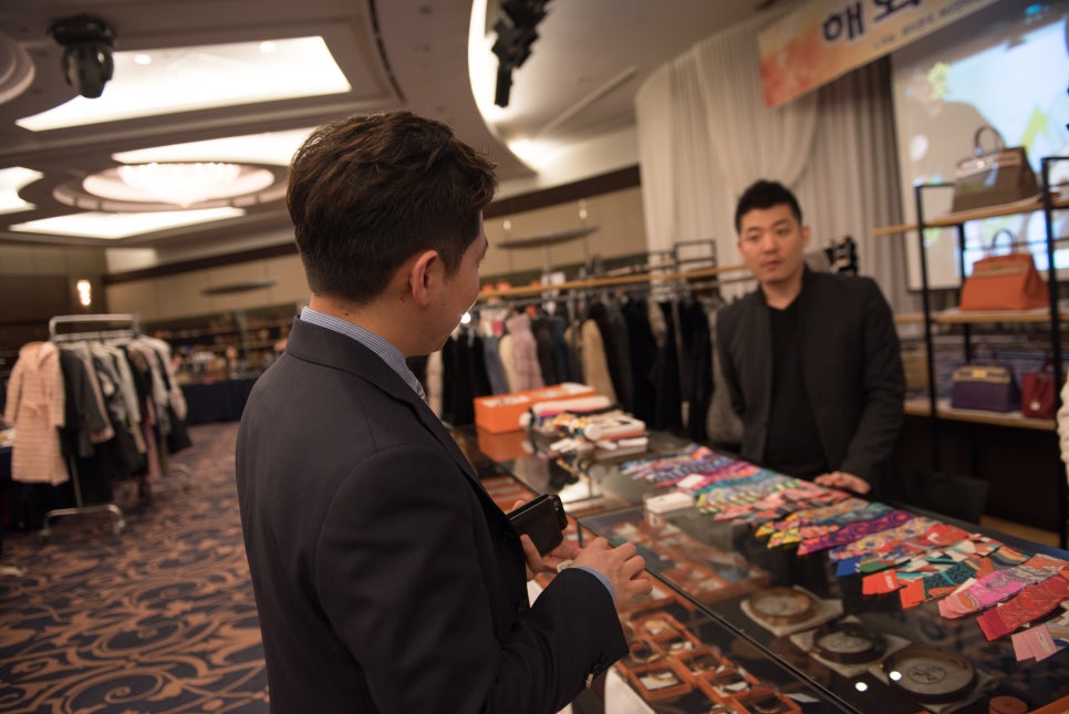 [투디일상] 2017년 미스코리아 해외명품 자선바자회 관련 이미지 15