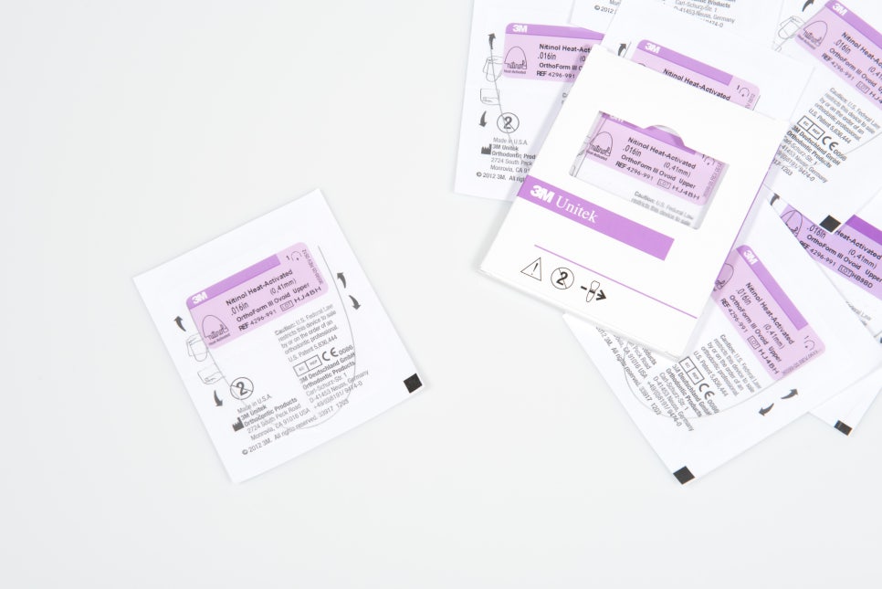 [투디(2D)치과] 교정 와이어의 종류 관련 이미지 1