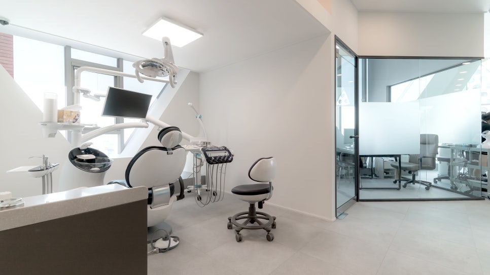 2D(투디)치과교정 후 관리는 어떻게 해야 할까? 관련 이미지 8