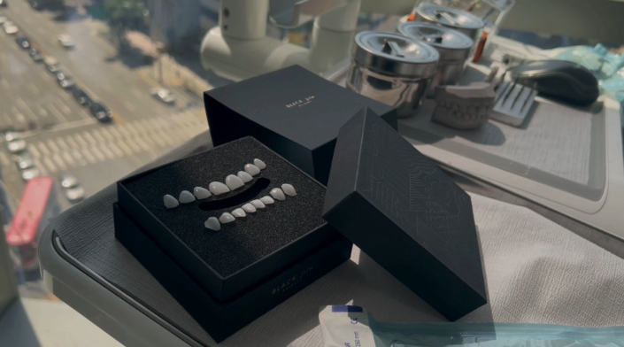 연예인라미네이트 블랙필름 무삭제라미네이트가격 관련 이미지 1