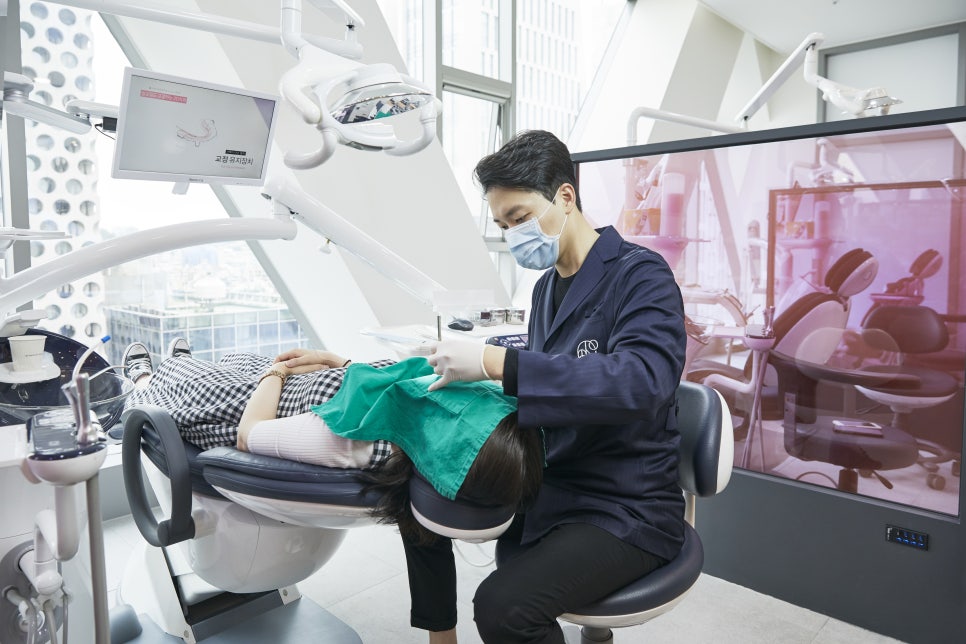 [신논현역]  인테리어가 돋보이는 이색적인 2D치과 관련 이미지 14