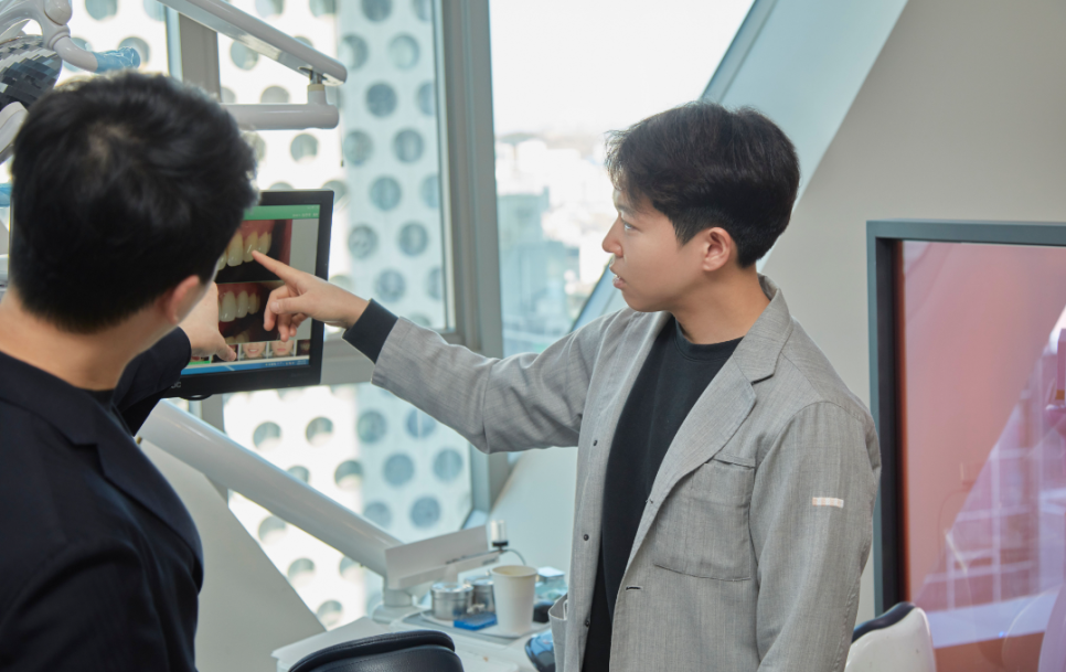 앞니라미네이트 잘하는 곳 : 2D치과 관련 이미지 10