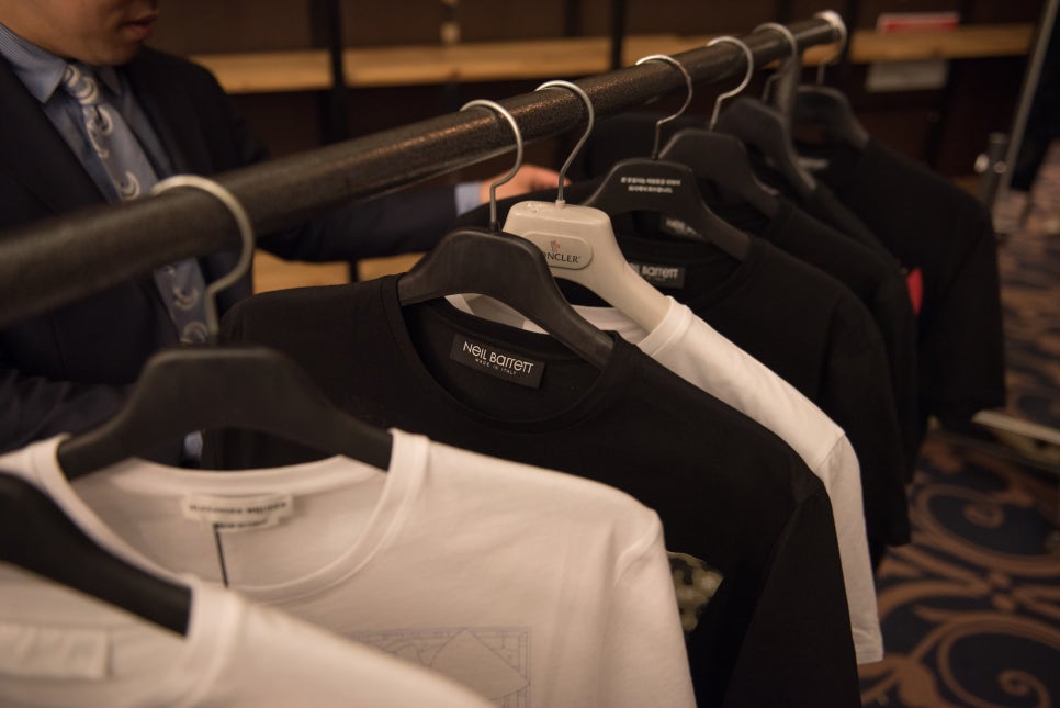 [투디일상] 2017년 미스코리아 해외명품 자선바자회 관련 이미지 13