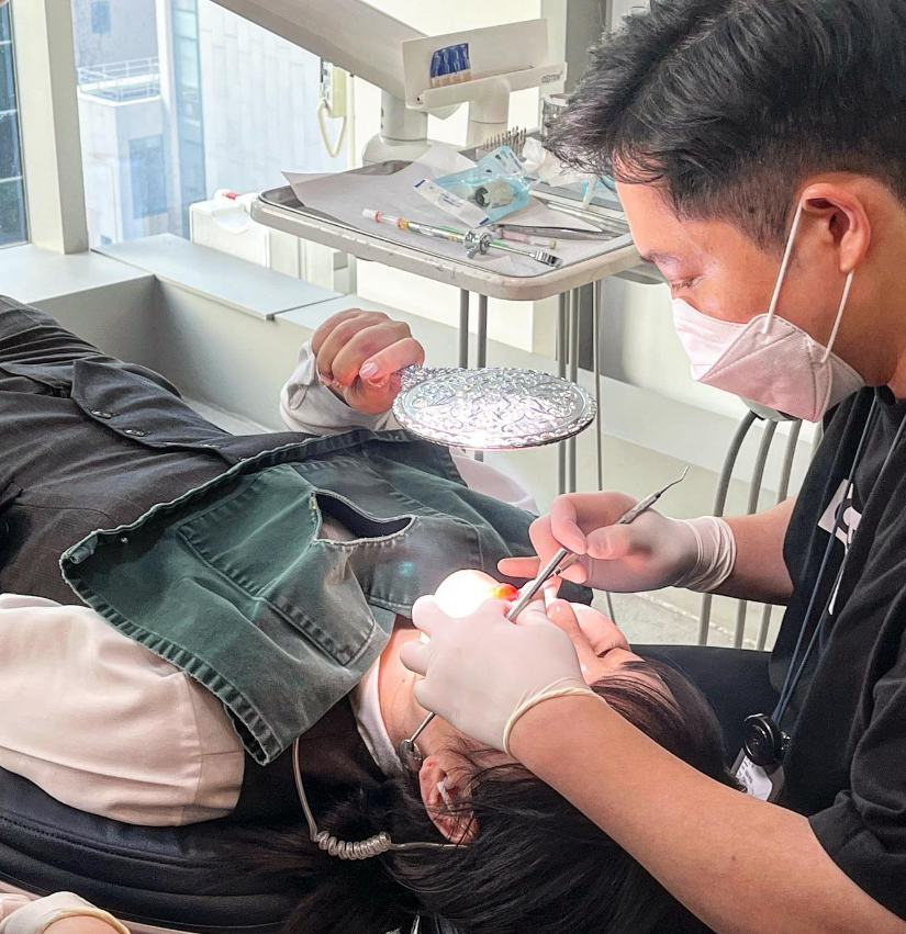 연예인 시술 치아 무삭제라미네이트 2D치과의 독자적인 블랙필름 관련 이미지 6