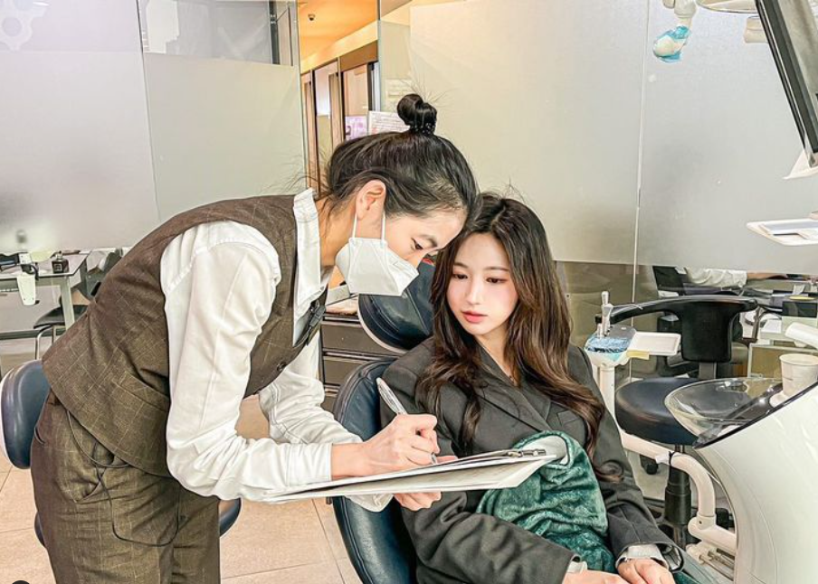 부산에서도 찾아와주시는 무삭제 라미네이트 2D치과 블랙필름 관련 이미지 3