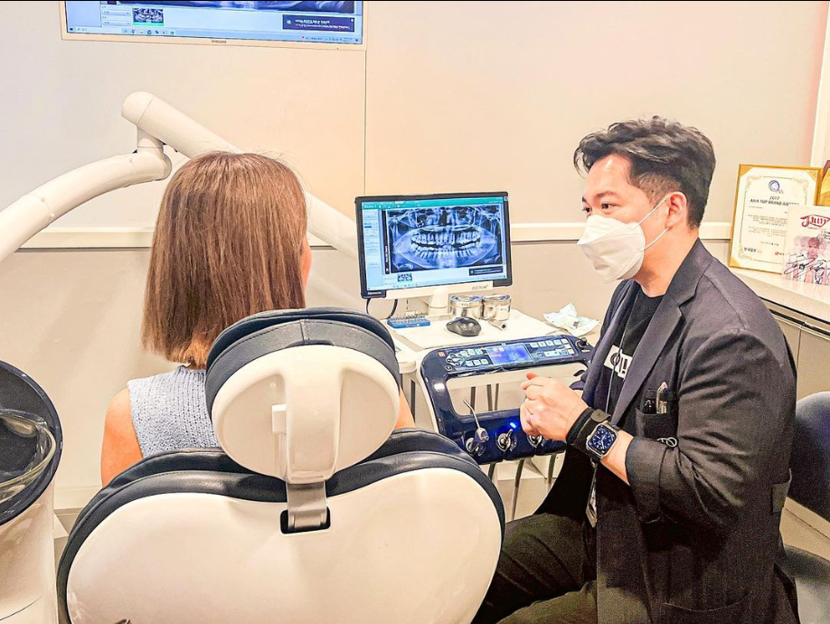무삭제 라미네이트 재부착 시술도 진행하는 심미치과 2D치과 관련 이미지 2