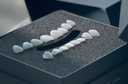 연예인라미네이트 치아삭제단점 보완한 치아삭제 없는 블랙필름 관련 이미지 12